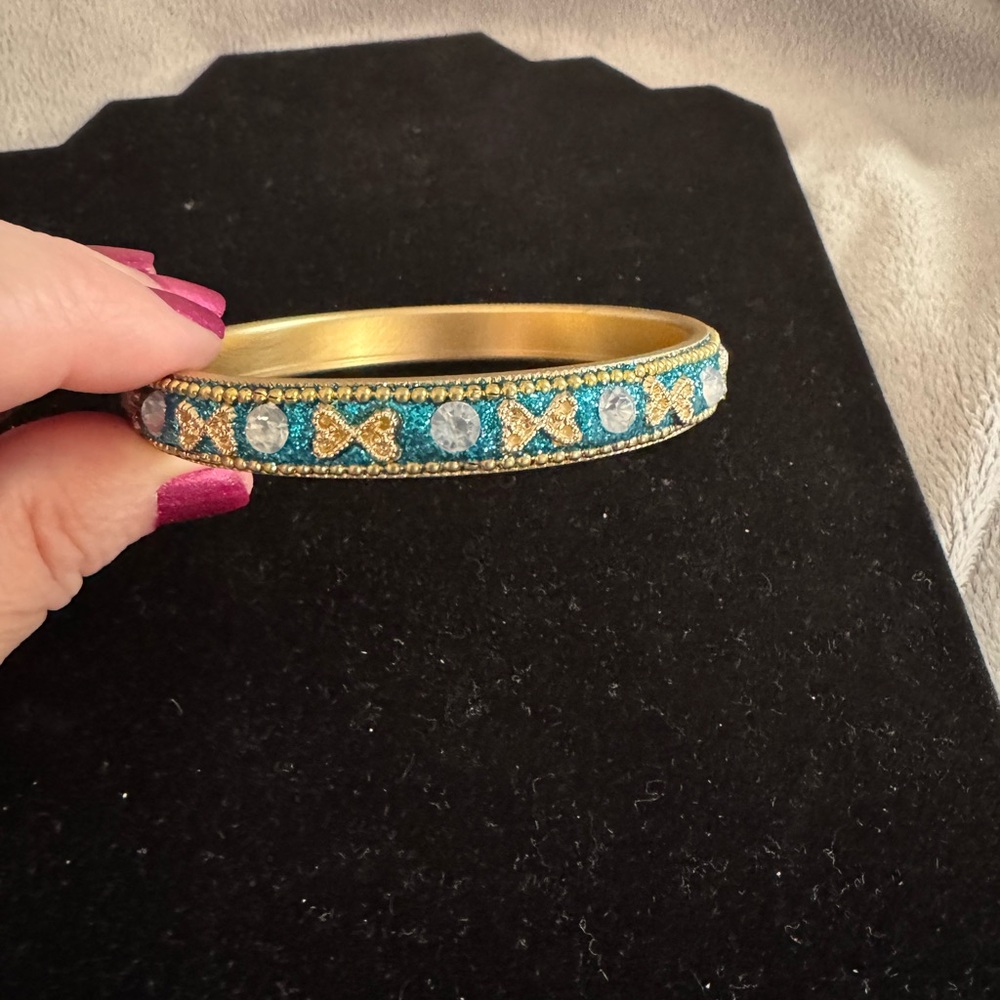 Retro Gold Tone And Turquoise With Crystals Bangle Bracelet